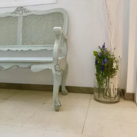 Serva La Bari Sevilha