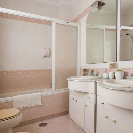 Homestay Serva La Bari