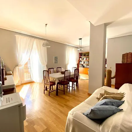 Serva La Bari Sevilla